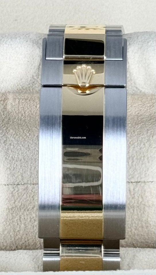 Sea-Dweller 43mm Steel Gold Box and Papers