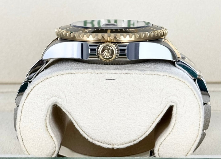 Sea-Dweller 43mm Steel Gold Box and Papers