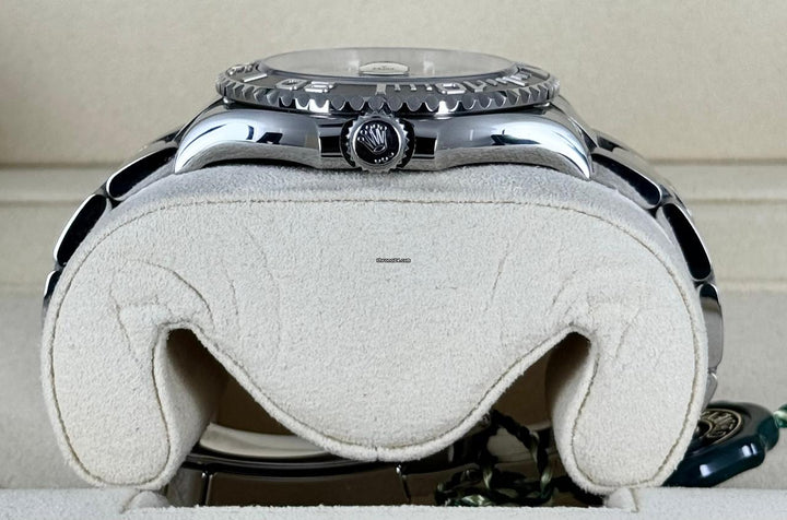 Yacht-Master 40 Blue Dial Platinum Bezel