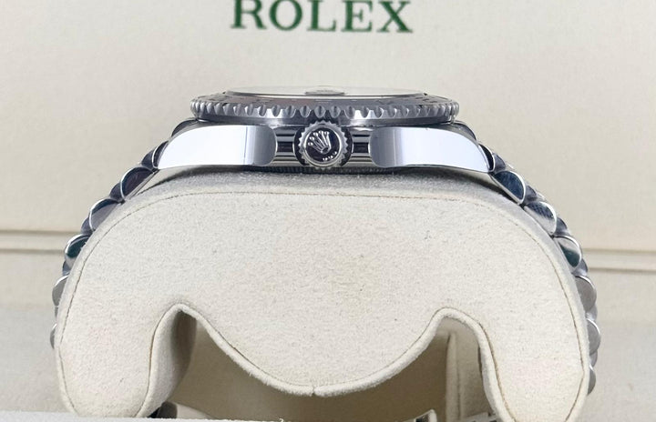 Rolex GMT-Master II Pepsi Extra Full Set 2018 MK1