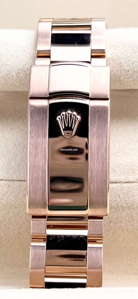 Sky-Dweller 18K Roségold, Jahreskalender, Sundust-Zifferblatt