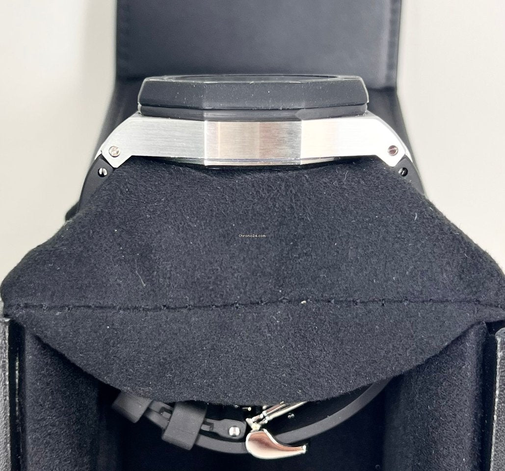 Royal Oak Offshore Chronograph mit Archivpapieren Neues Armband