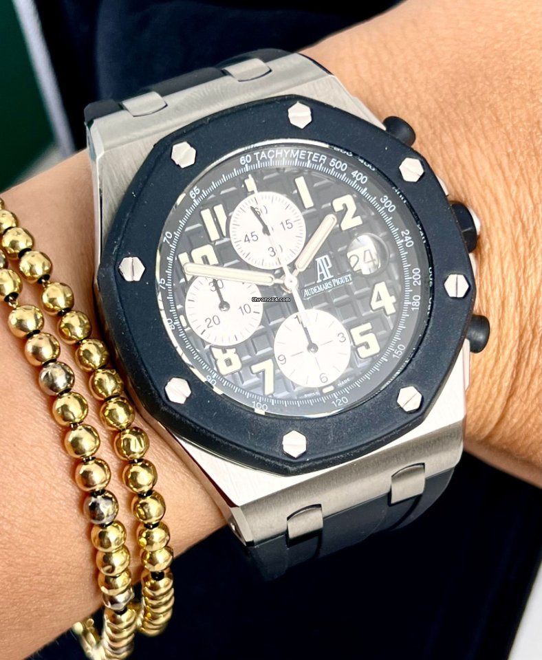 Royal Oak Offshore Chronograph mit Archivpapieren Neues Armband