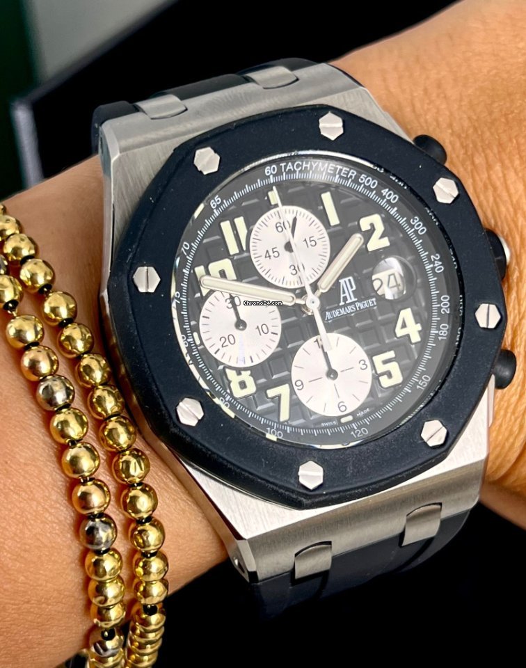 Royal Oak Offshore Chronograph mit Archivpapieren Neues Armband