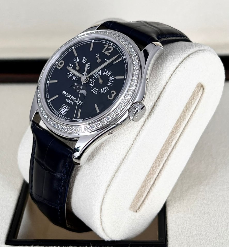 Jahreskalender 39 mm Blaues Zifferblatt Werksdiamanten-Lünette