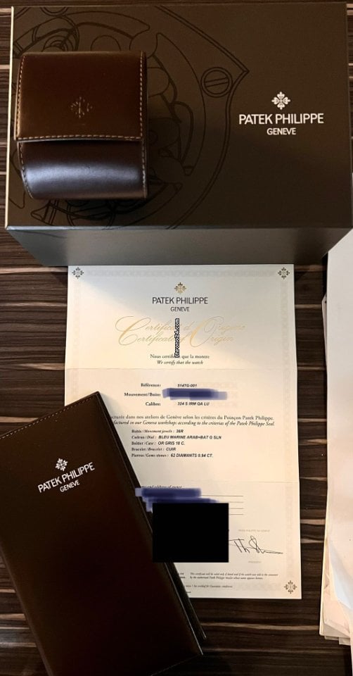 Jahreskalender 39 mm Blaues Zifferblatt Werksdiamanten-Lünette