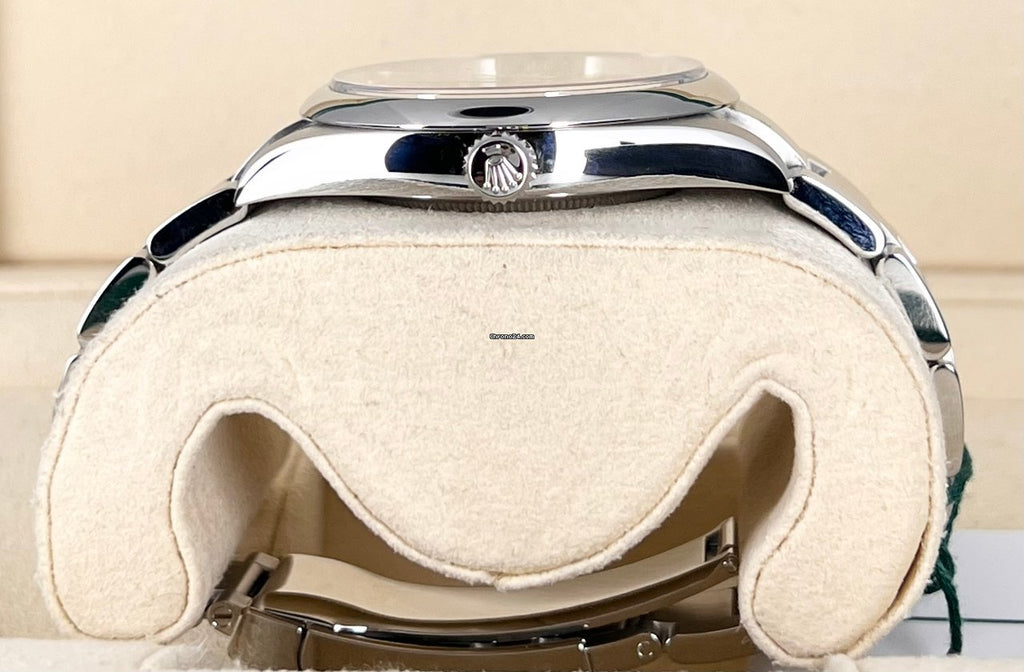 Oyster Perpetual 41 grünes Zifferblatt, neu