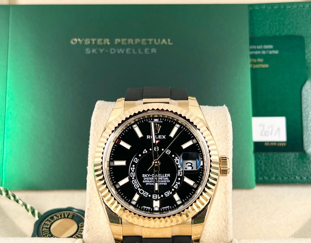 Sky-Dweller 18K Gelbgold, wie neu, 2021