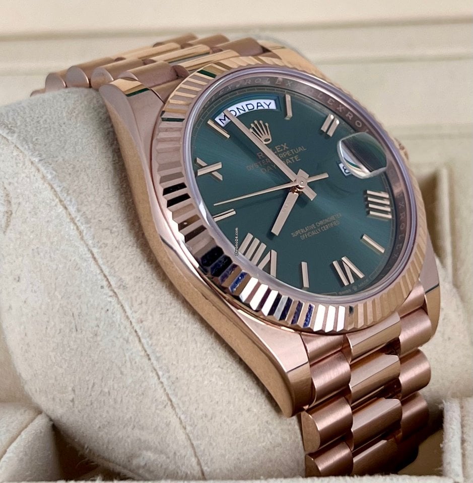 Day-Date 40 Roségold 18K, 2018, olivgrünes Zifferblatt, neuwertiger Zustand, unpoliert, Komplettset