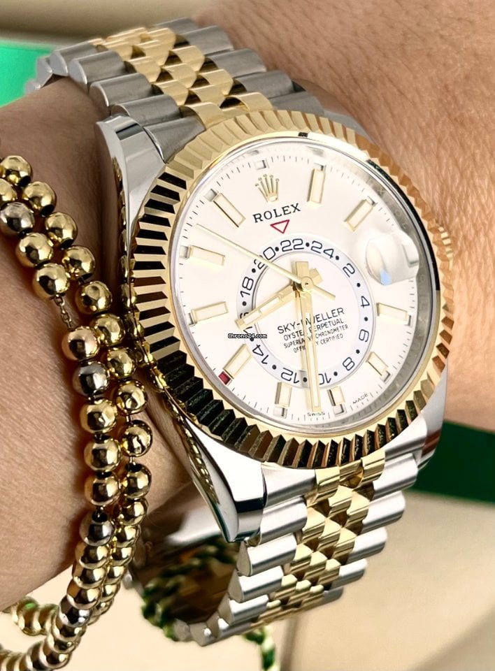 Sky-Dweller 42 weißes Zifferblatt, Stahl und 18K Gold