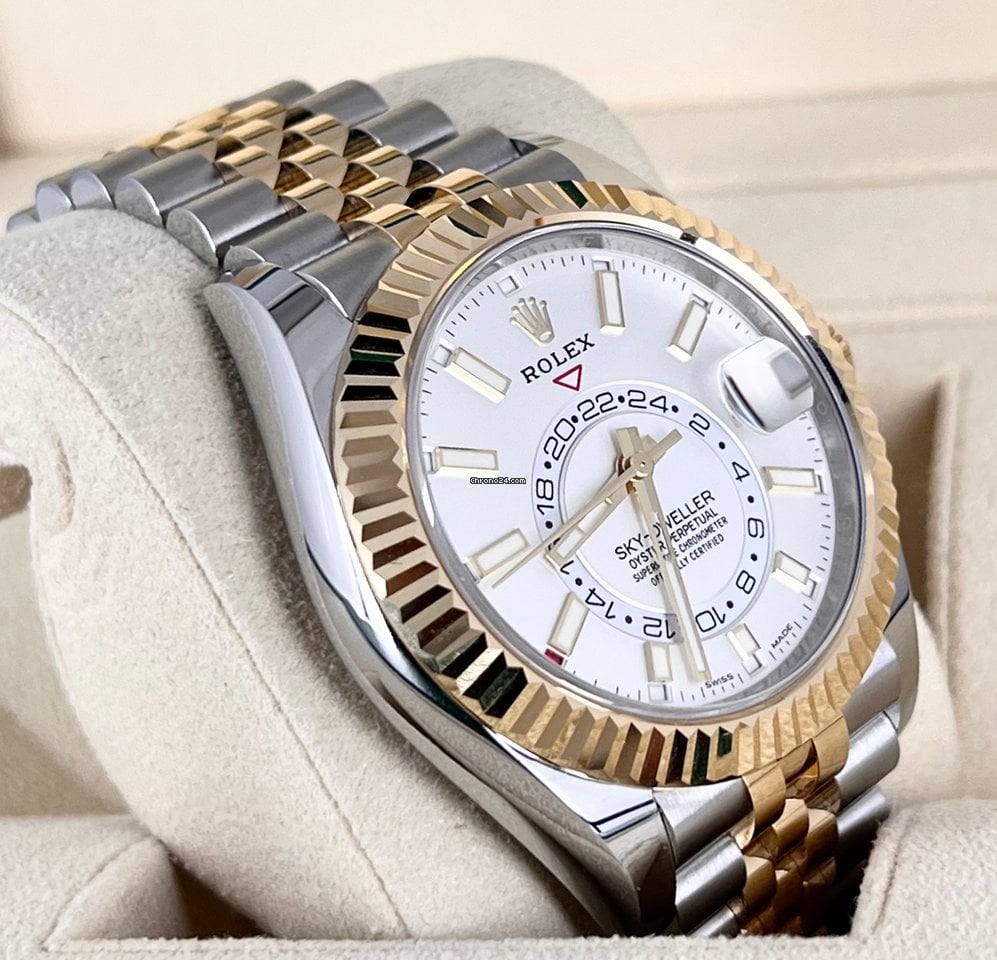 Sky-Dweller 42 weißes Zifferblatt, Stahl und 18K Gold