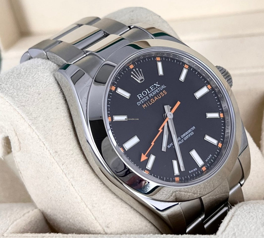 Milgauss zertifiziert, schwarzes Zifferblatt mit orangefarbenen Akzenten, nur Uhr, sehr guter Zustand, Service 2024