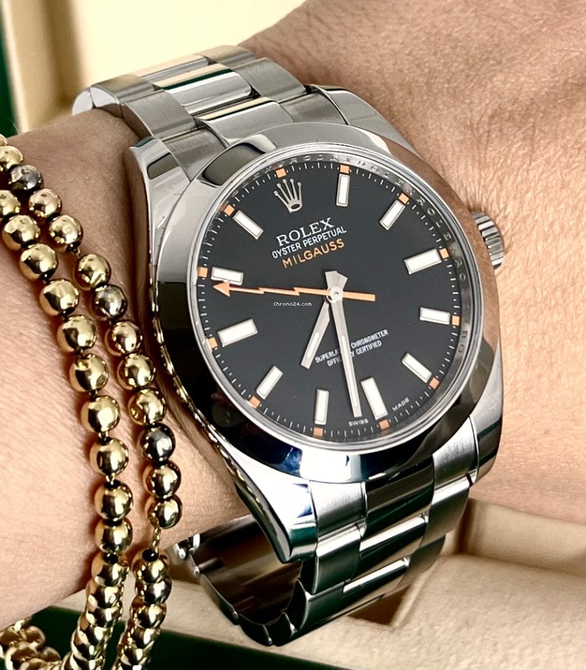 Milgauss zertifiziert, schwarzes Zifferblatt mit orangefarbenen Akzenten, nur Uhr, sehr guter Zustand, Service 2024
