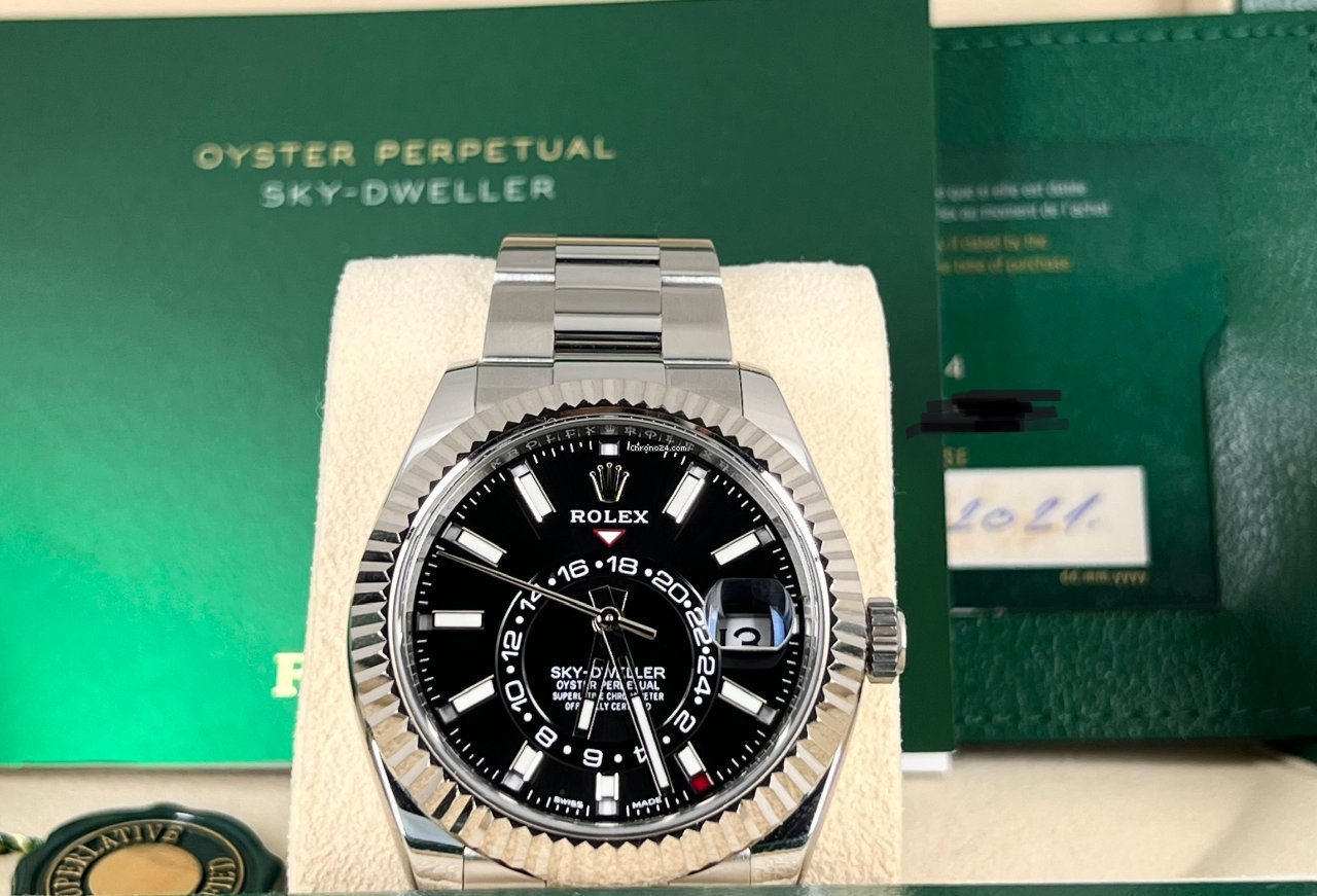 Sky-Dweller 42 mit Jahreskalender, 18K Weißgoldlünette, Komplettset