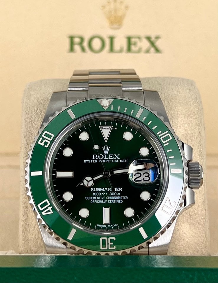 Submariner Date Hulk 2015, Box und Papiere, wie neu