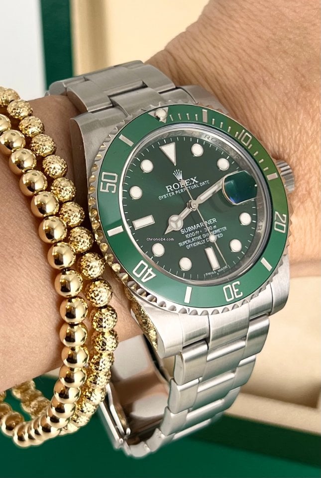 Submariner Date Hulk 2015, Box und Papiere, wie neu