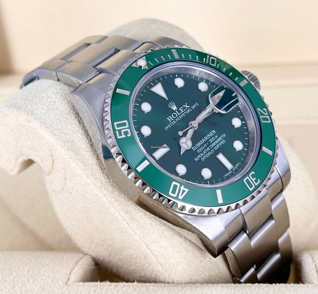 Submariner Date Hulk 2015, Box und Papiere, wie neu