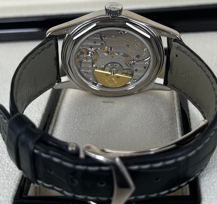 Calatrava 6000G Black Dial Geneva Seal