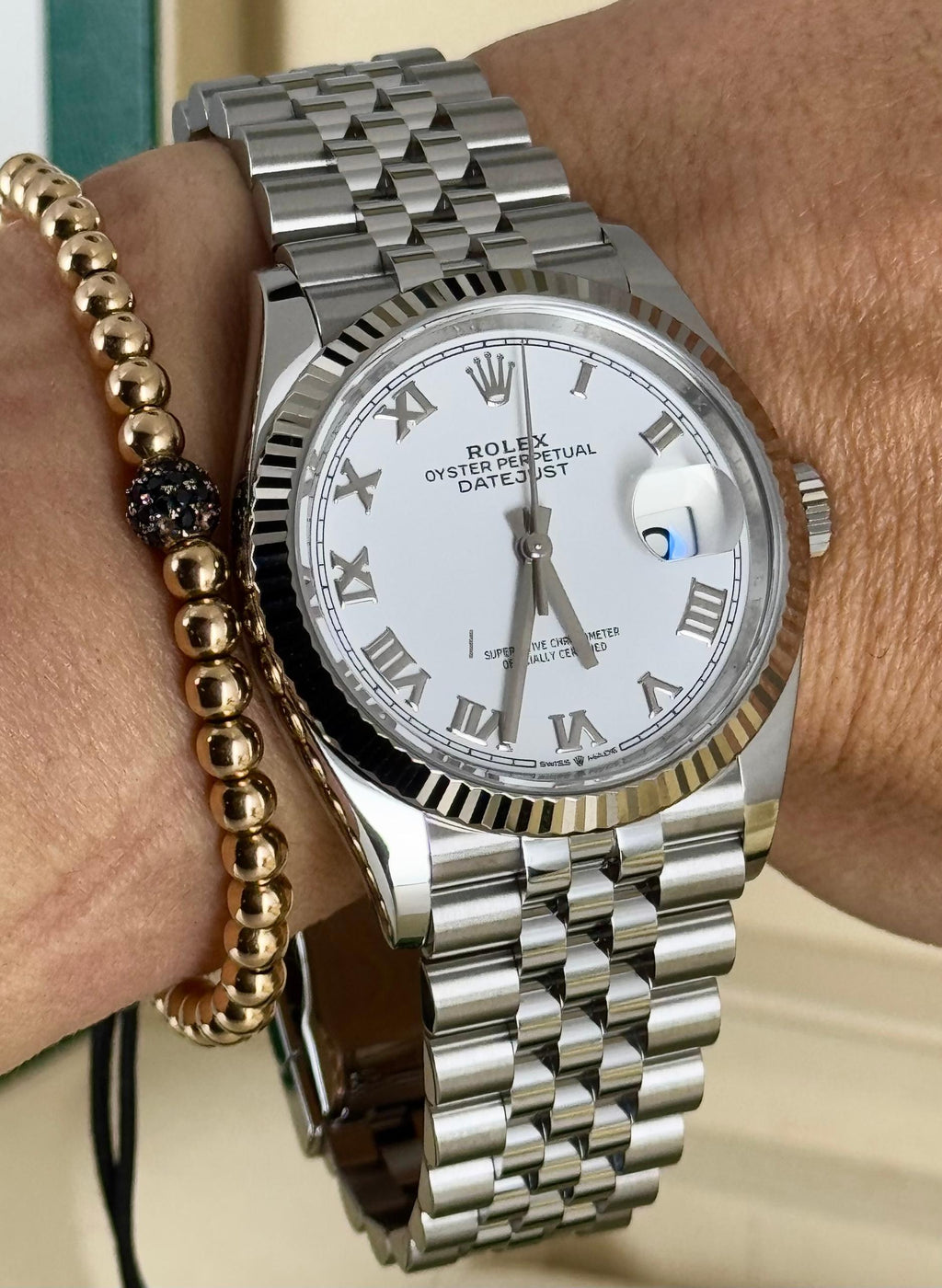 Rolex Datejust 36 mit 18K Weißgoldlünette, Box & Papiere, 2021, wie neu