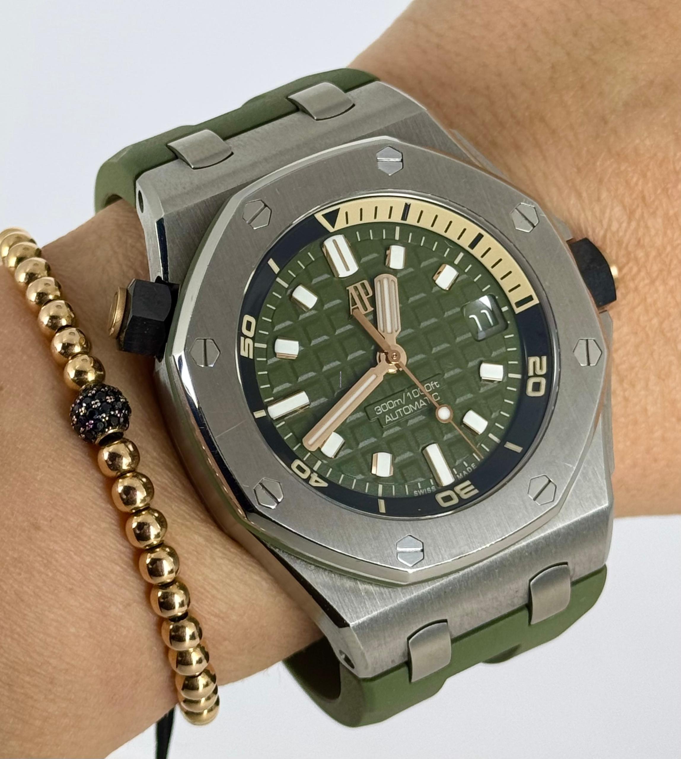 Audemars Piguet Royal Oak Offshore Diver 42 mm Khaki 2021 Full Set