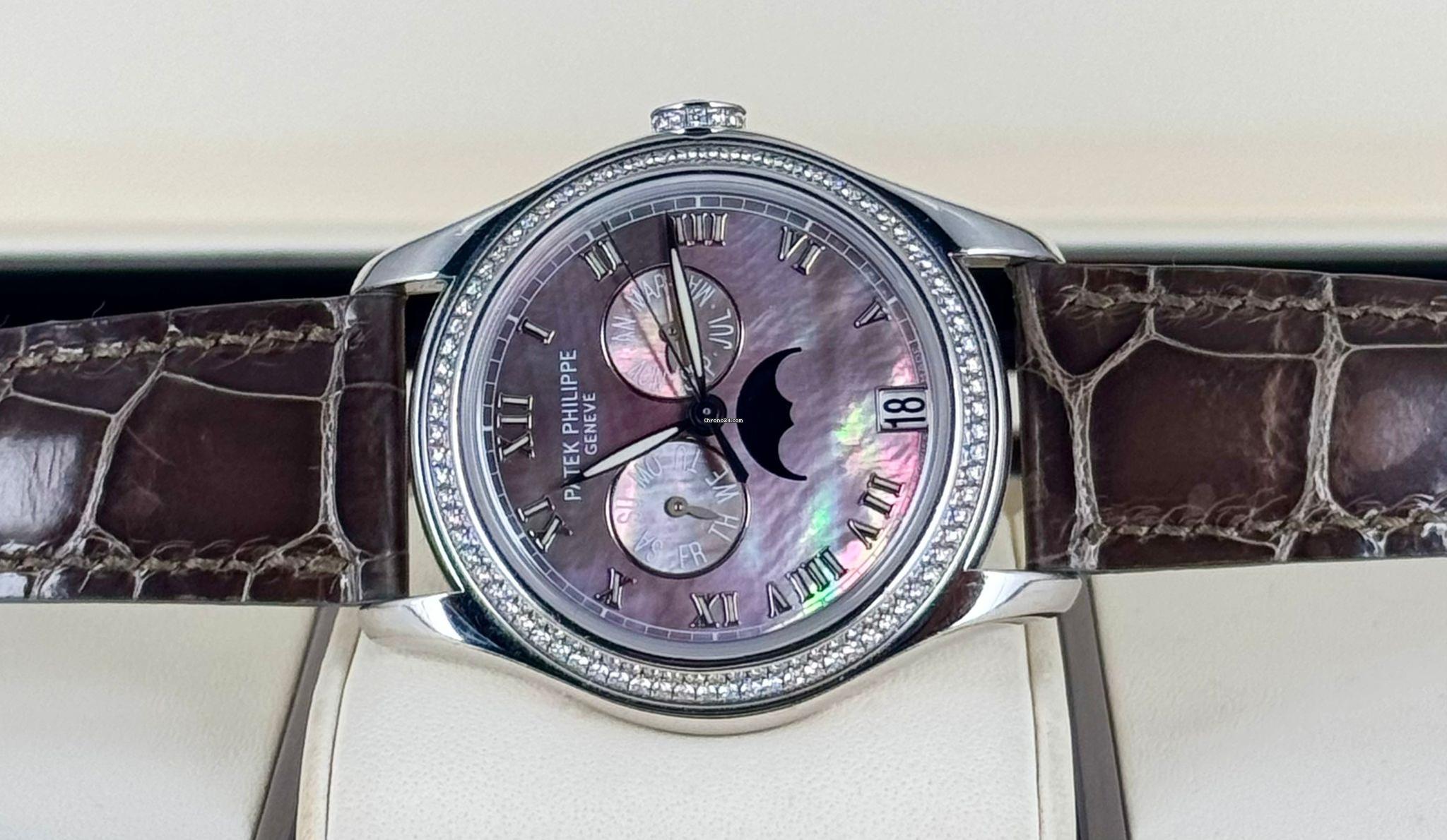 Patek Philippe Annual Calendar Komplikationen Jahreskalender Werksdiamanten Perlmutt-Zifferblatt Box und Papiere