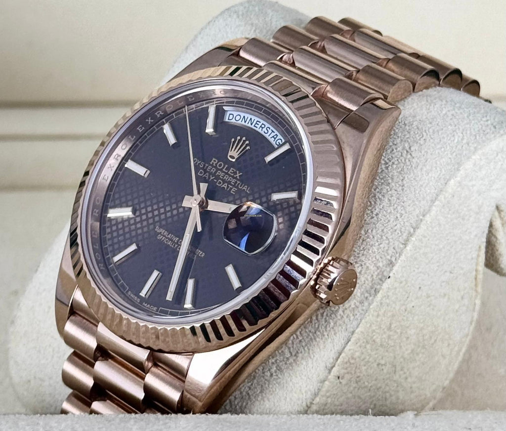 Day-Date 40mm Roségold LC100 Deutschland Schokoladenfarbenes Waffel-Zifferblatt Komplettset