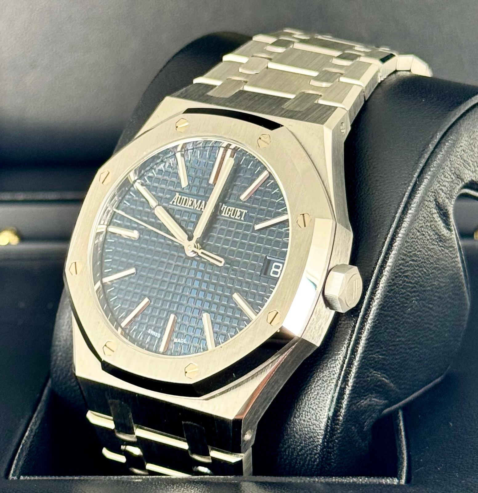 Audemars Piguet Royal Oak 41 mm 2024 Blaues Zifferblatt Neu