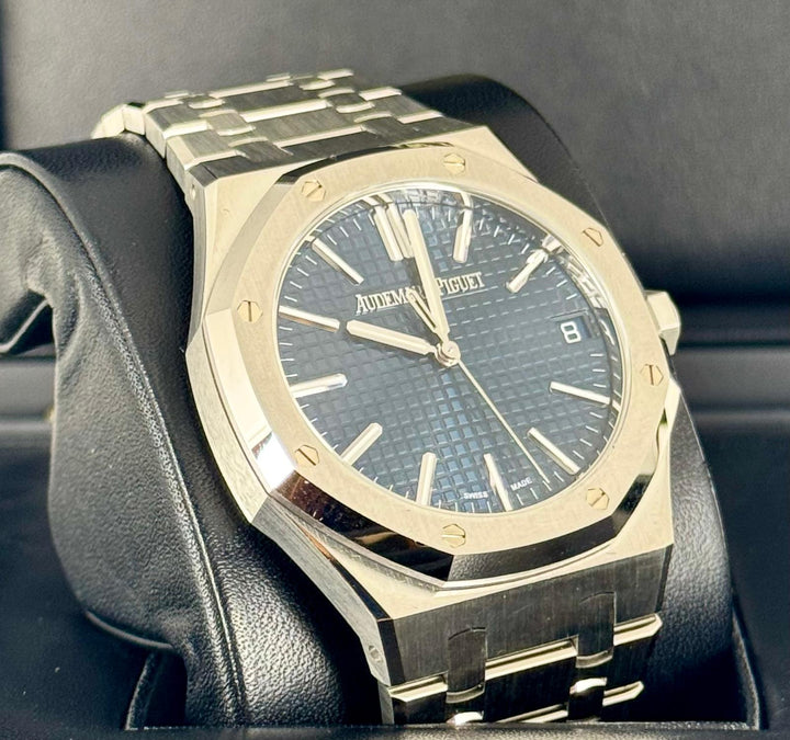 Audemars Piguet Royal Oak 41 mm 2024 Blue Dial New