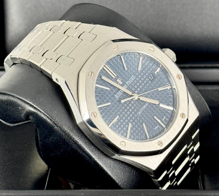 Audemars Piguet Royal Oak Selfwinding 2016 Full Set | Blue Dial | 15400ST.OO.1220ST.03