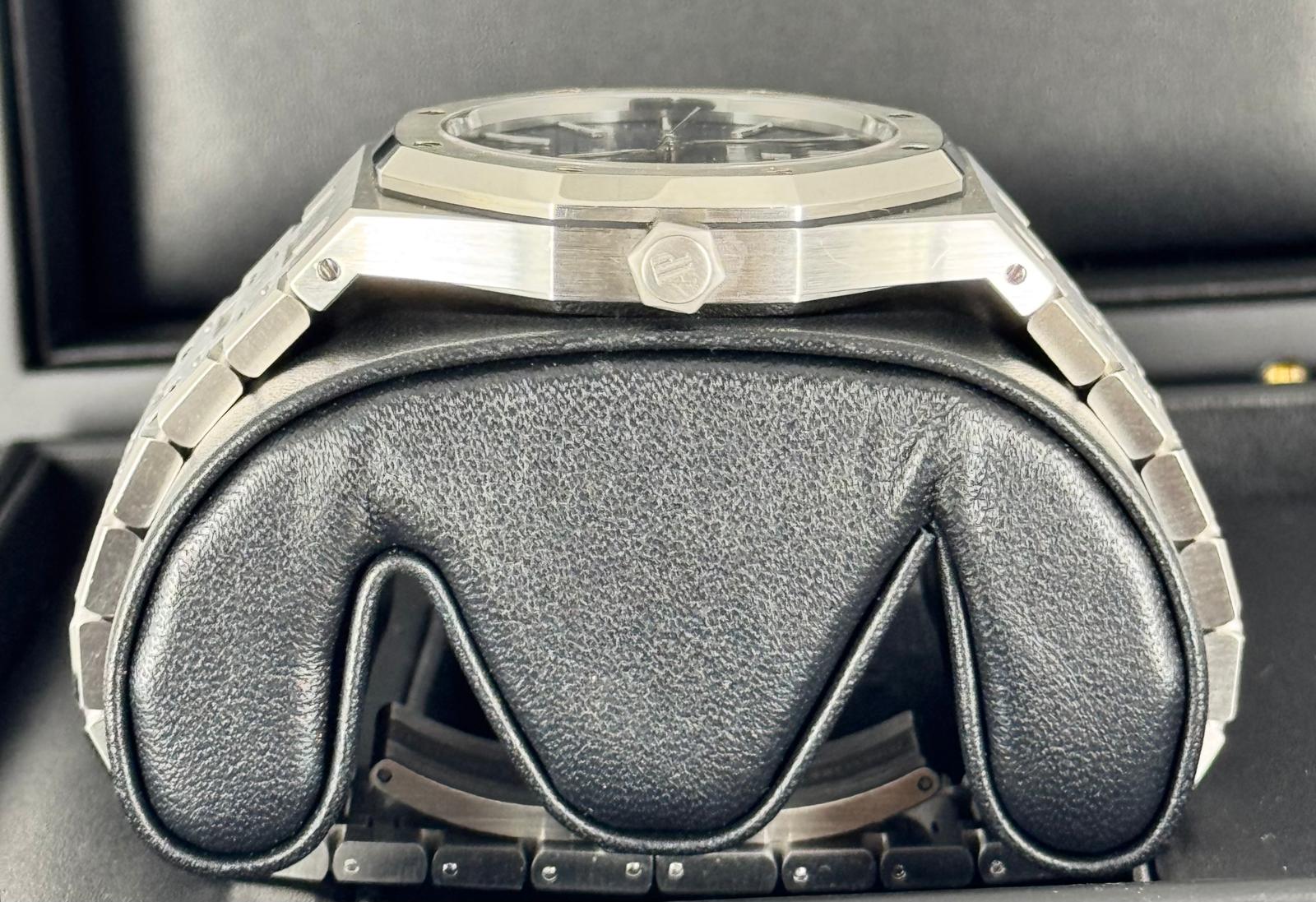 Royal Oak Automatik 2016 Full Set | Blaues Zifferblatt | 15400ST.OO.1220ST.03