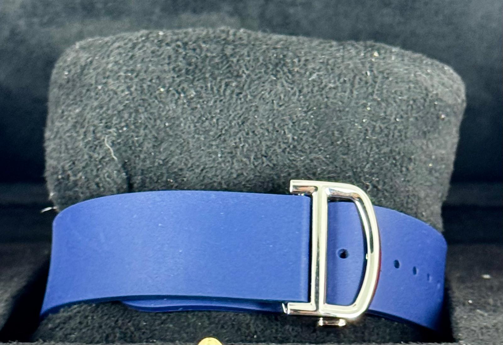 Santos de Cartier 11/2024 neu, großes Zifferblatt, blaue Keramiklünette