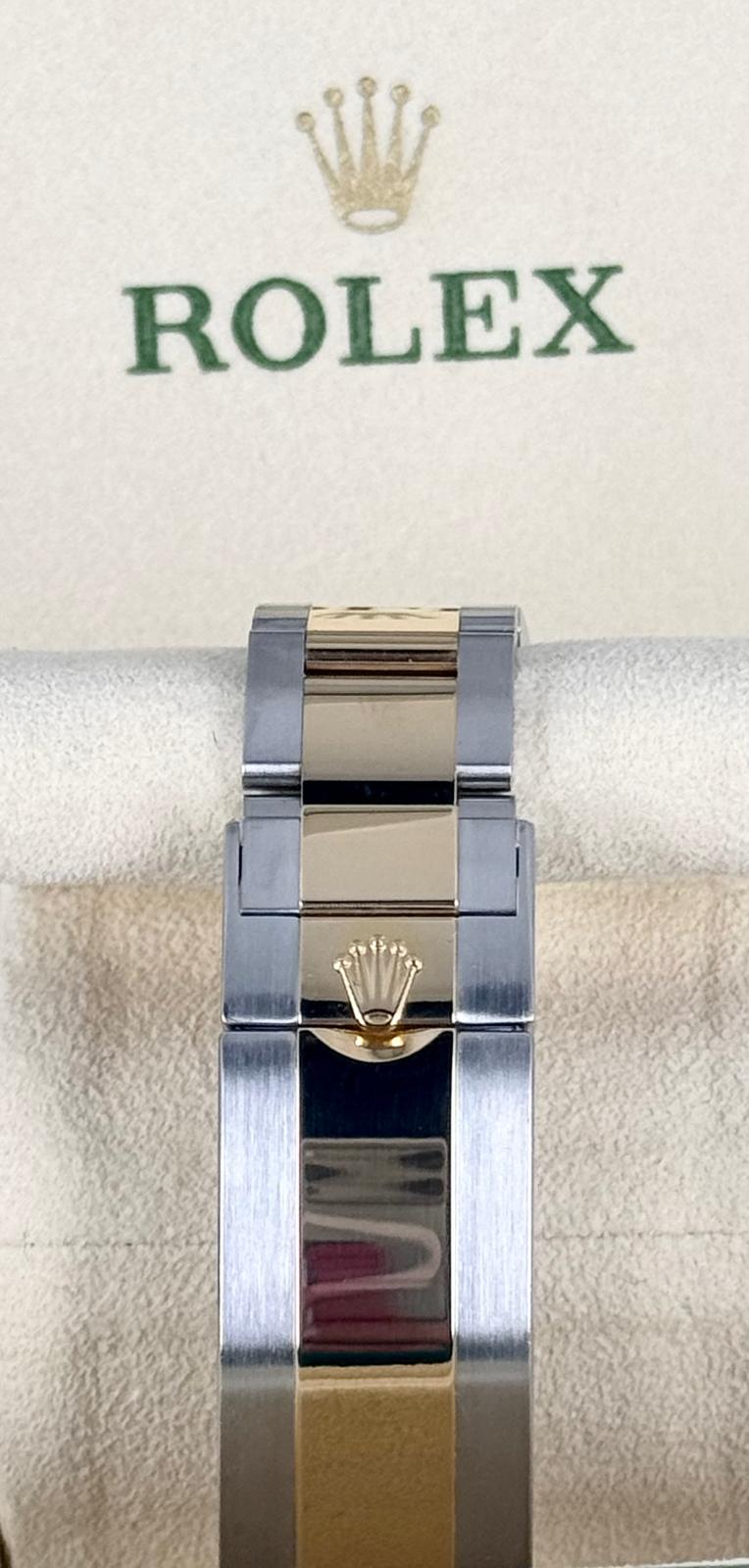 Rolex Submariner Date Bluesy 2015 LC 100 Box und Papiere Wie neu