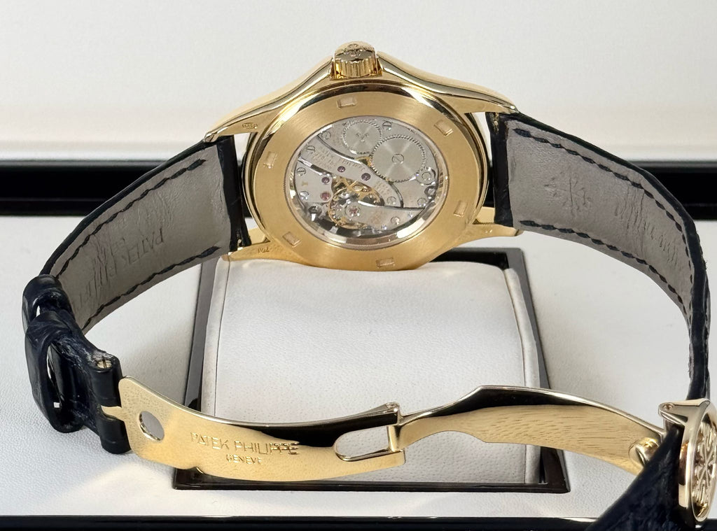 Travel Time 18K Gelbgold Box und Papiere Wie neu Service Bester Preis