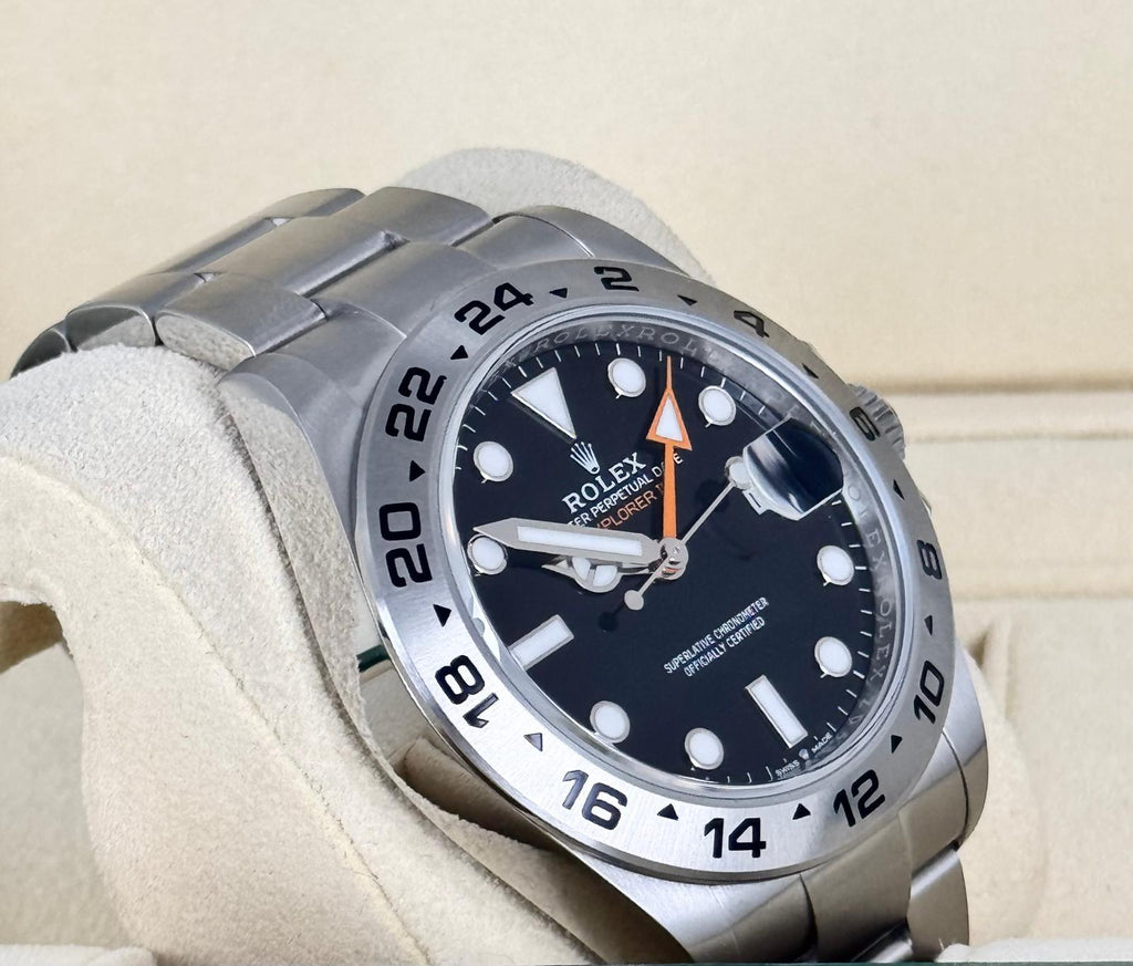 Explorer II Schwarzes Zifferblatt NEU