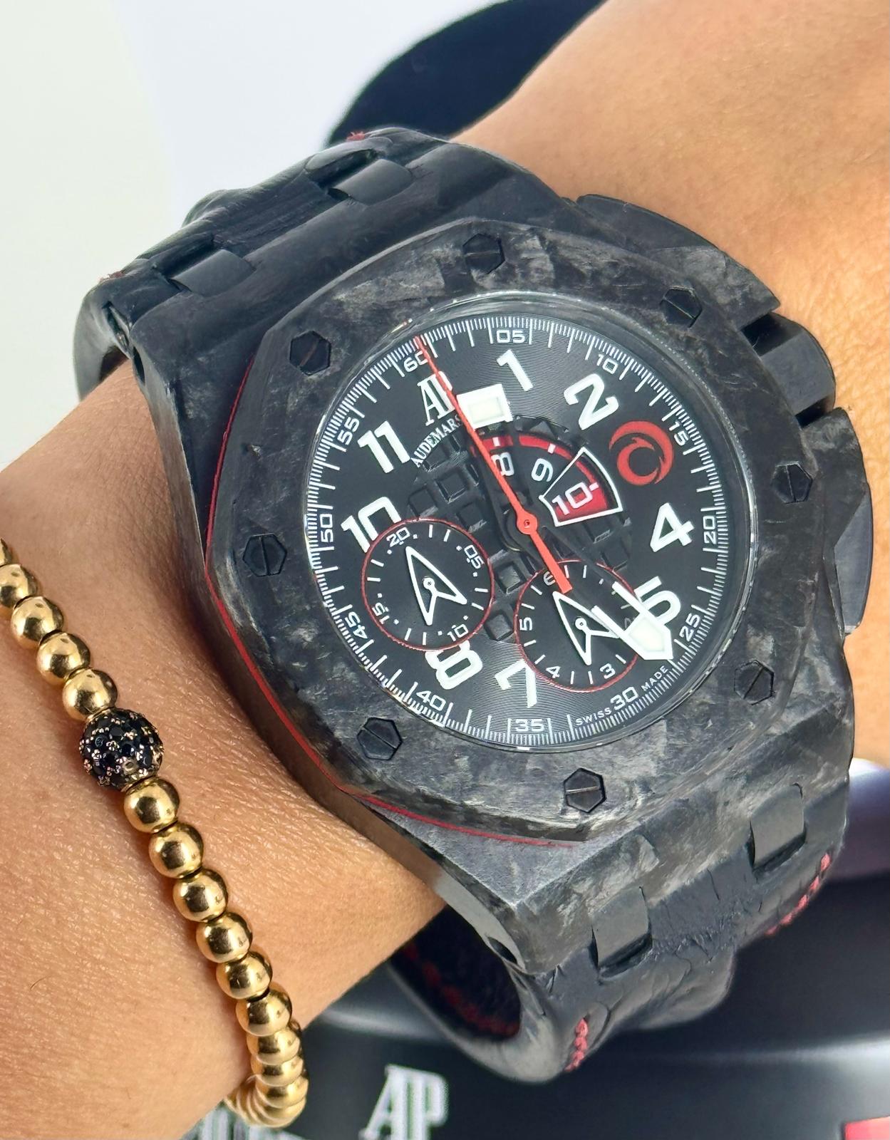 Royal Oak Offshore Chronograph Team Alinghi mit Box und Archivpapieren