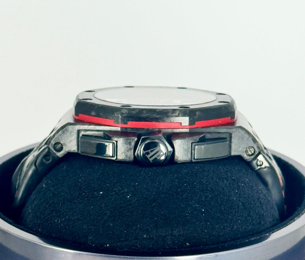 Royal Oak Offshore Chronograph Team Alinghi mit Box und Archivpapieren