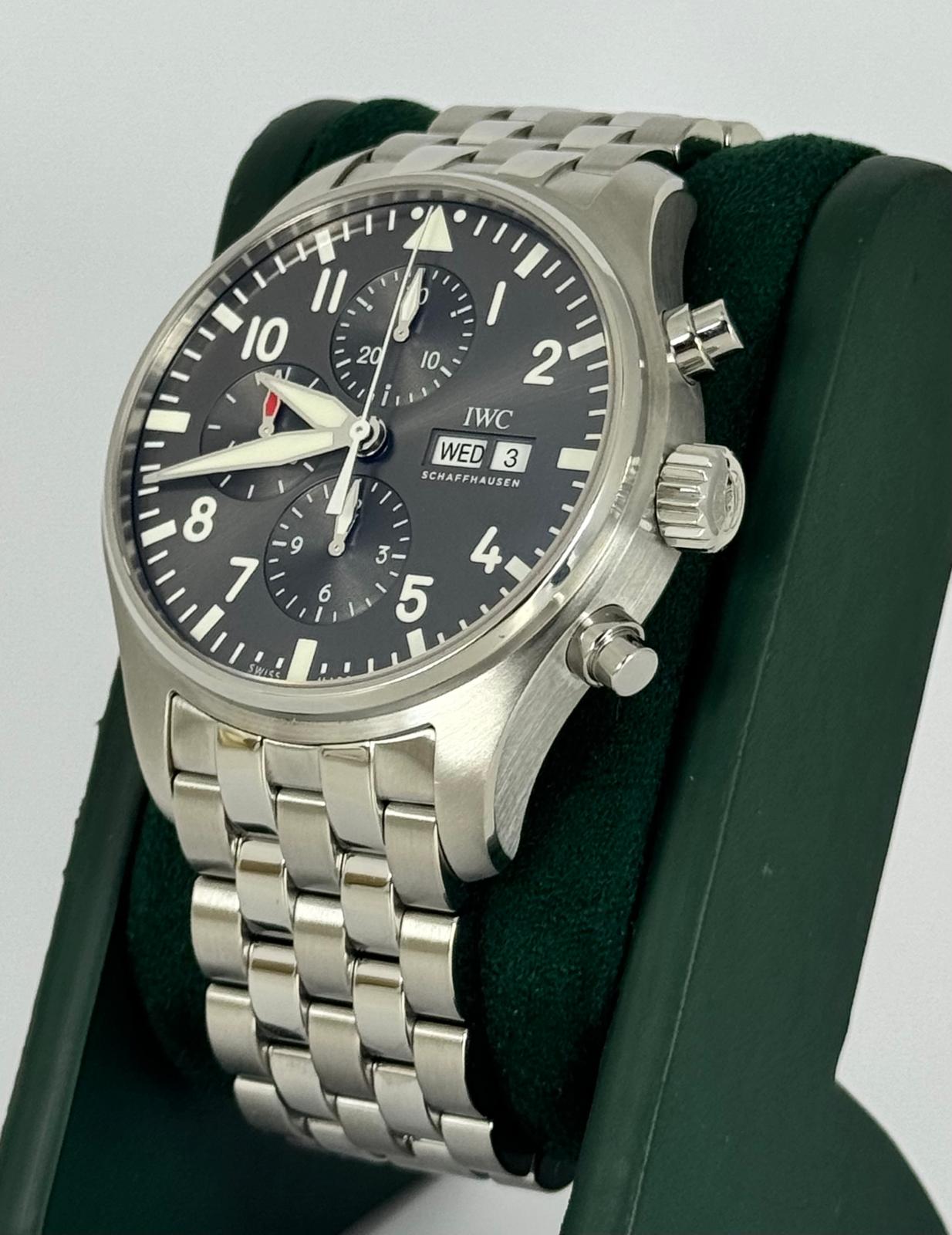 Pilot Spitfire Chronograph Full Set Wie neu