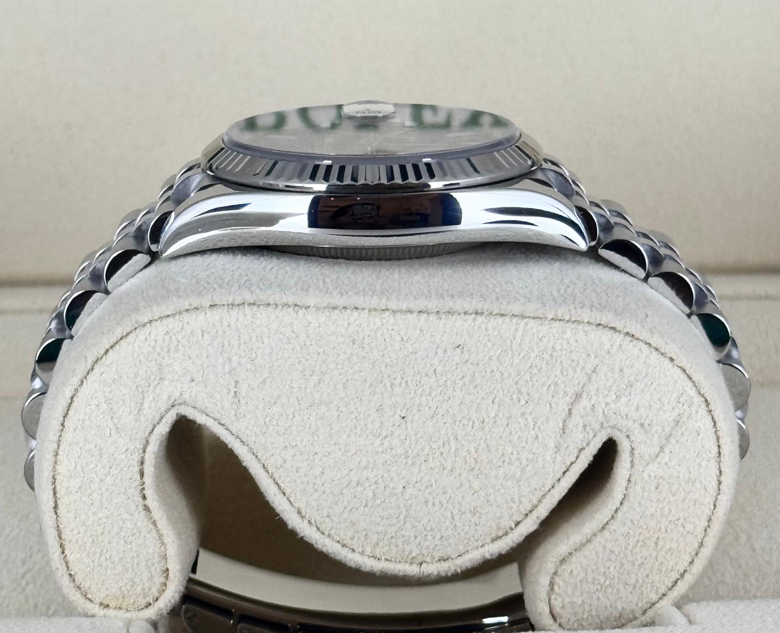 Rolex Datejust 36 Weißgold-Lünette Jubilee-Armband Blaues Zifferblatt mit Strichindizes Komplettset