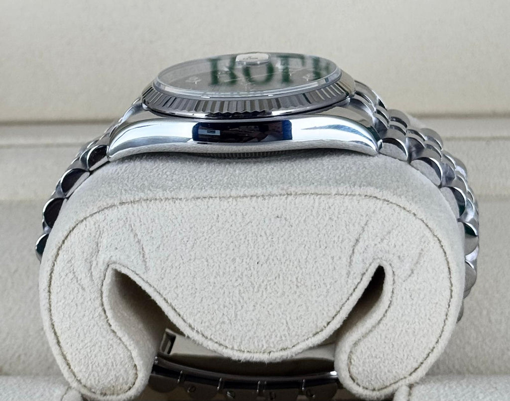 Rolex Datejust 36 Blaues Zifferblatt mit Diamanten am Jubilee-Armband Box und Papiere 2017 LC 100
