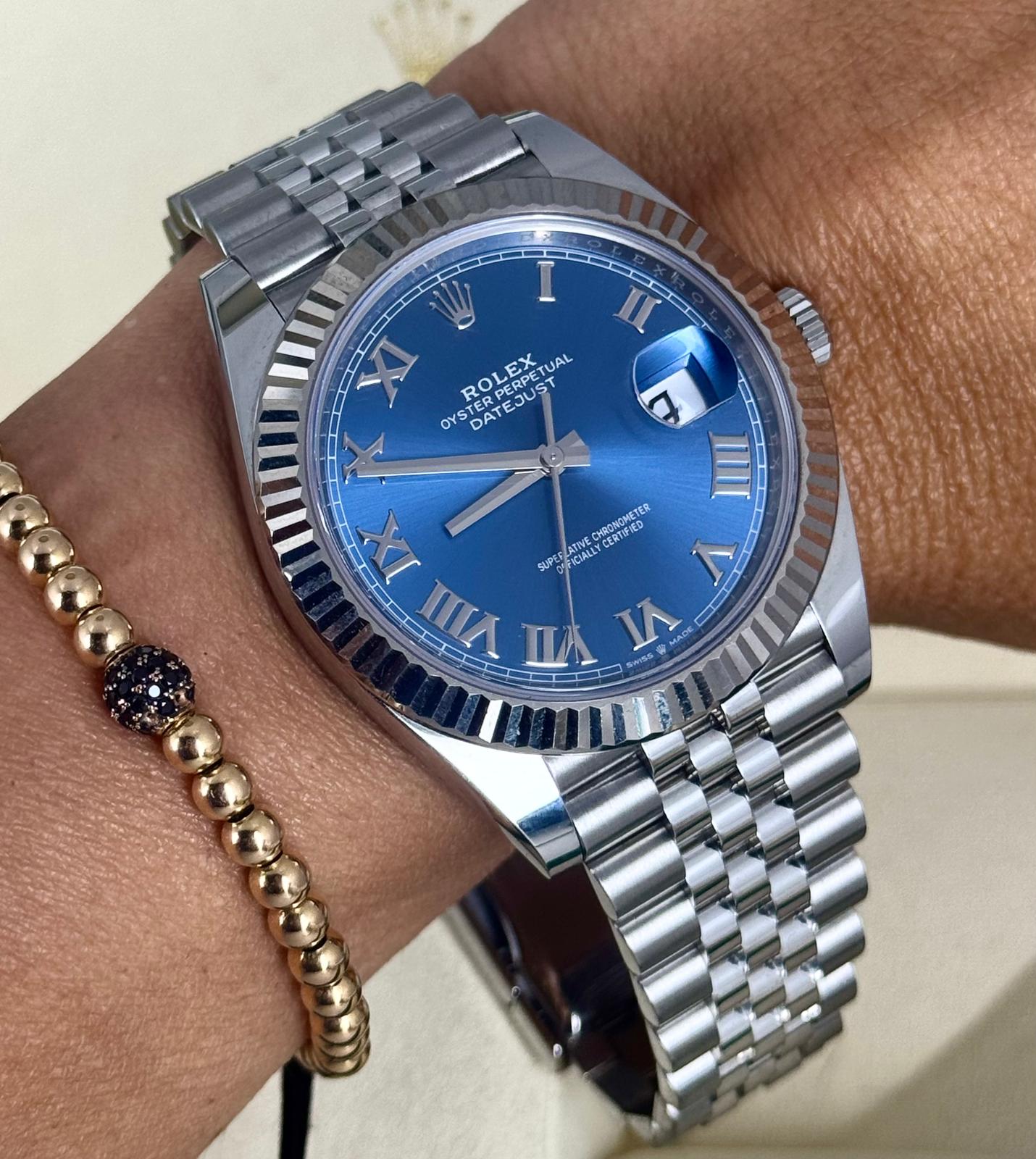 Rolex Datejust 41 Azzurblaues Zifferblatt 2021 Box und Papiere Jubilee-Armband