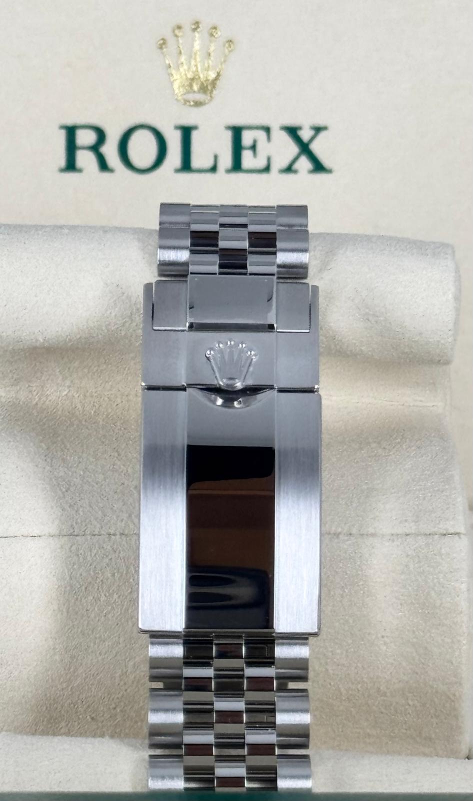 Rolex GMT-Master II “Batgirl” 05-2025