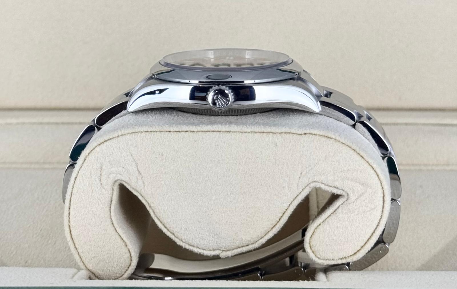 Rolex Oyster Perpetual 36 mit korallenrotem Zifferblatt, Full Set 2021