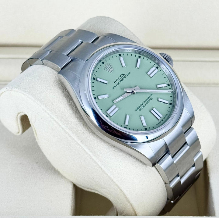 Rolex Oyster Perpetual Date Stainless Dial (2025) Pistachio New 2025 Fresh Date Full Set including White Tag