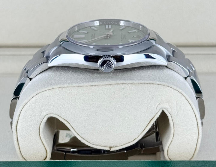 Rolex Oyster Perpetual Date Stainless Dial (2025) Pistachio New 2025 Fresh Date Full Set including White Tag
