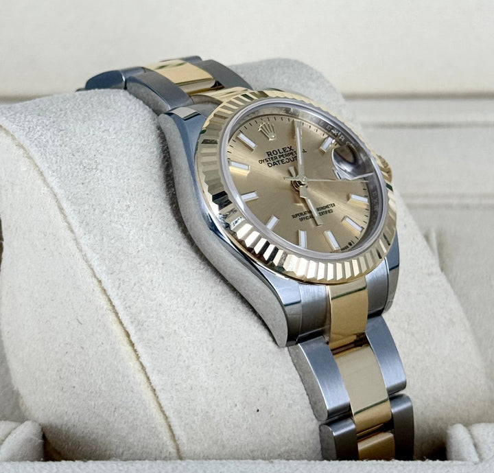 Rolex Lady-Datejust 28 MM Full Set 2025 NEW