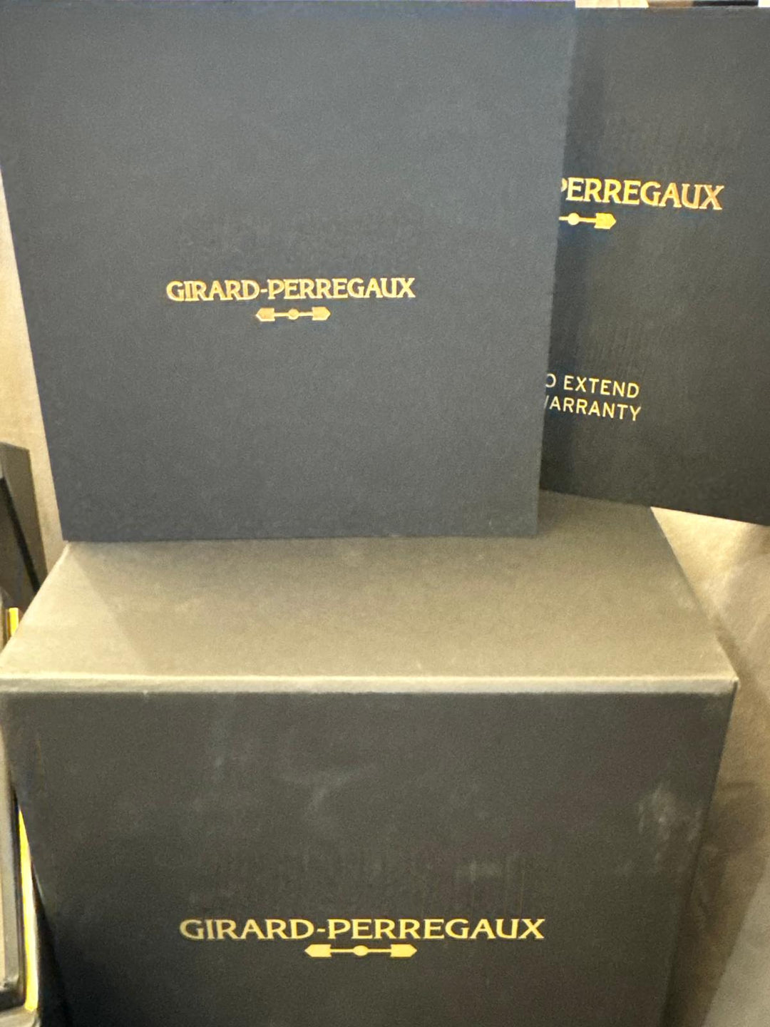Girard Perregaux Laureato Chronograph 18 K PINK GOLD ON BLUE DIAL FULL SET BEST PRICE WORLD WIDE 2023 UNpolished Like NEW EXTRA FULL