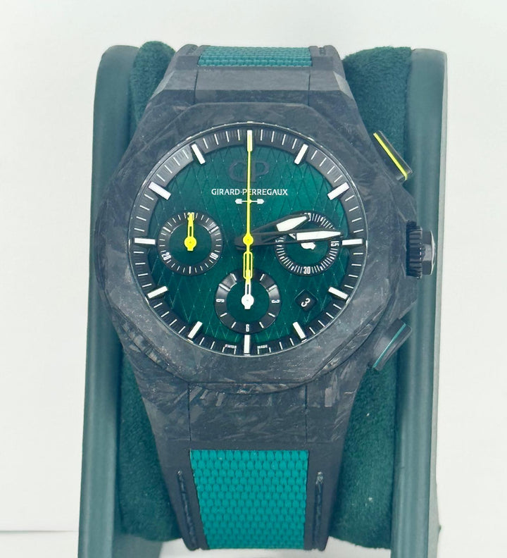 Girard Perregaux Laureato Absolute Chronograph Aston Martin F1 Full.Set 99% New