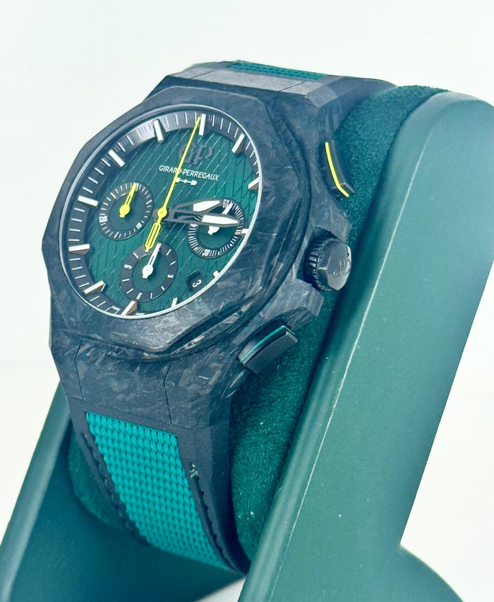 Girard Perregaux Laureato Absolute Chronograph Aston Martin F1 Full.Set 99% New
