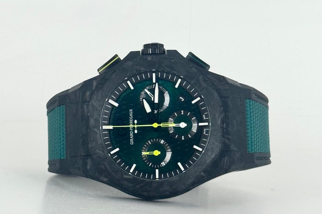 Girard Perregaux Laureato Absolute Chronograph Aston Martin F1 Full.Set 99% New
