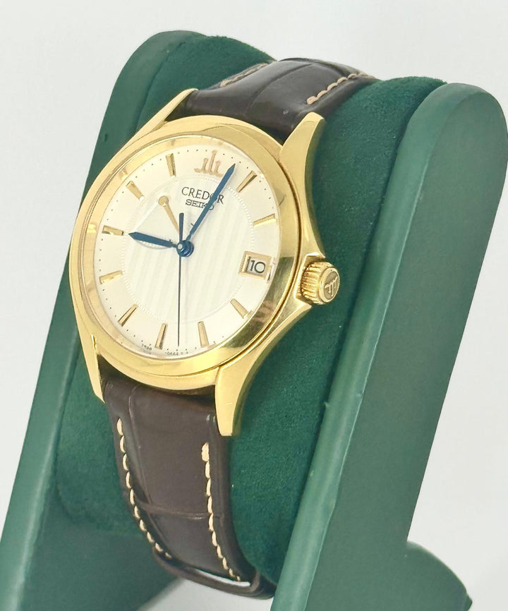 Grand Seiko Credor Spring Drive Movement Very rare with papers 18k Massive Gold with instrucions Book Hybrid 38.5 mm